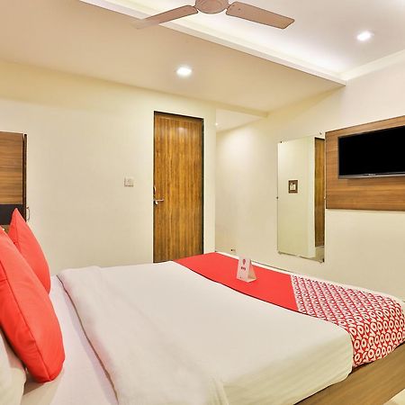 דרמסאלה Oyo 4605 Hotel Aakarsh מראה חיצוני תמונה