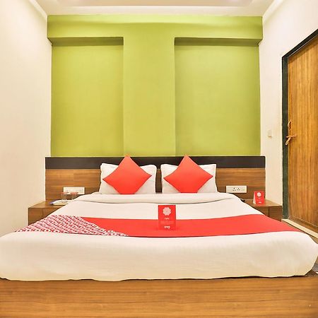 דרמסאלה Oyo 4605 Hotel Aakarsh מראה חיצוני תמונה
