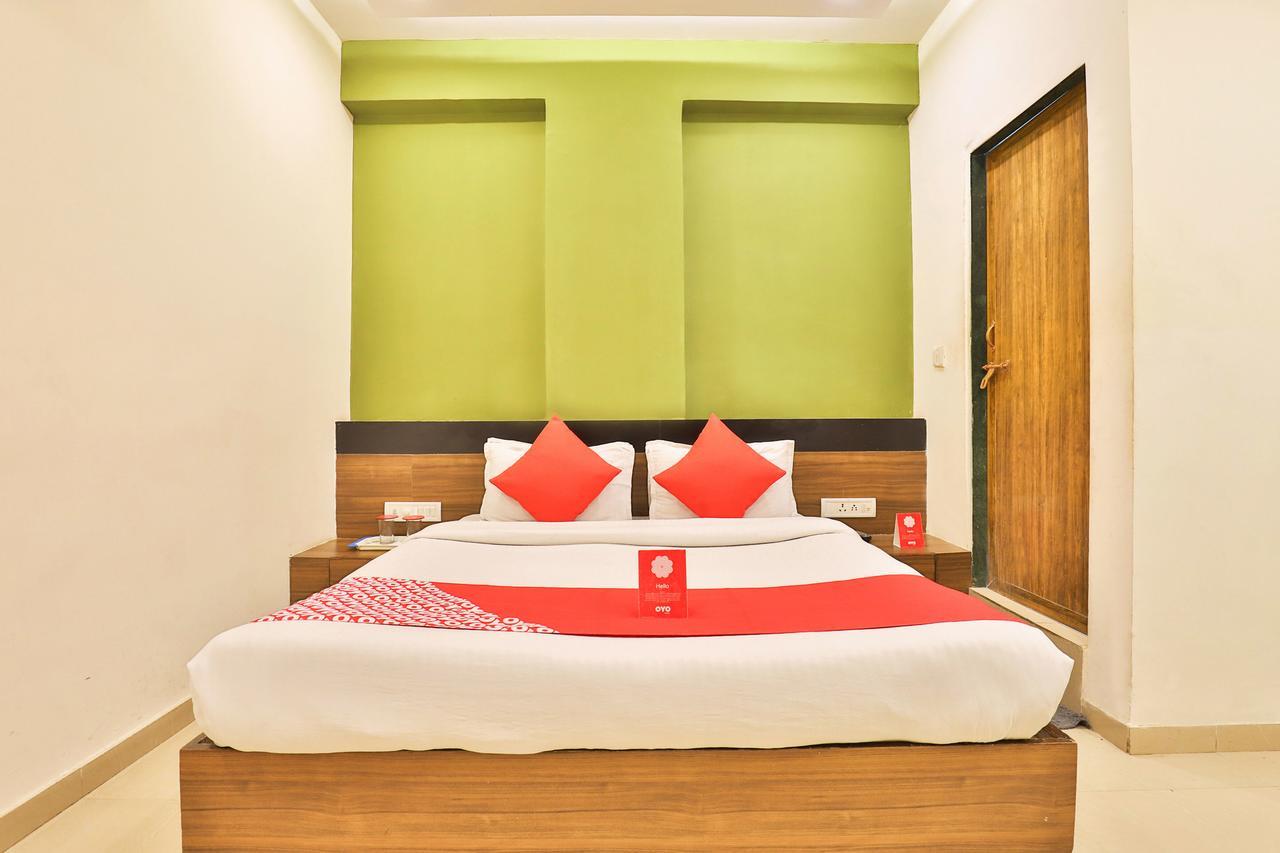 דרמסאלה Oyo 4605 Hotel Aakarsh מראה חיצוני תמונה