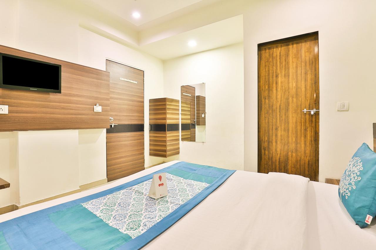 דרמסאלה Oyo 4605 Hotel Aakarsh מראה חיצוני תמונה