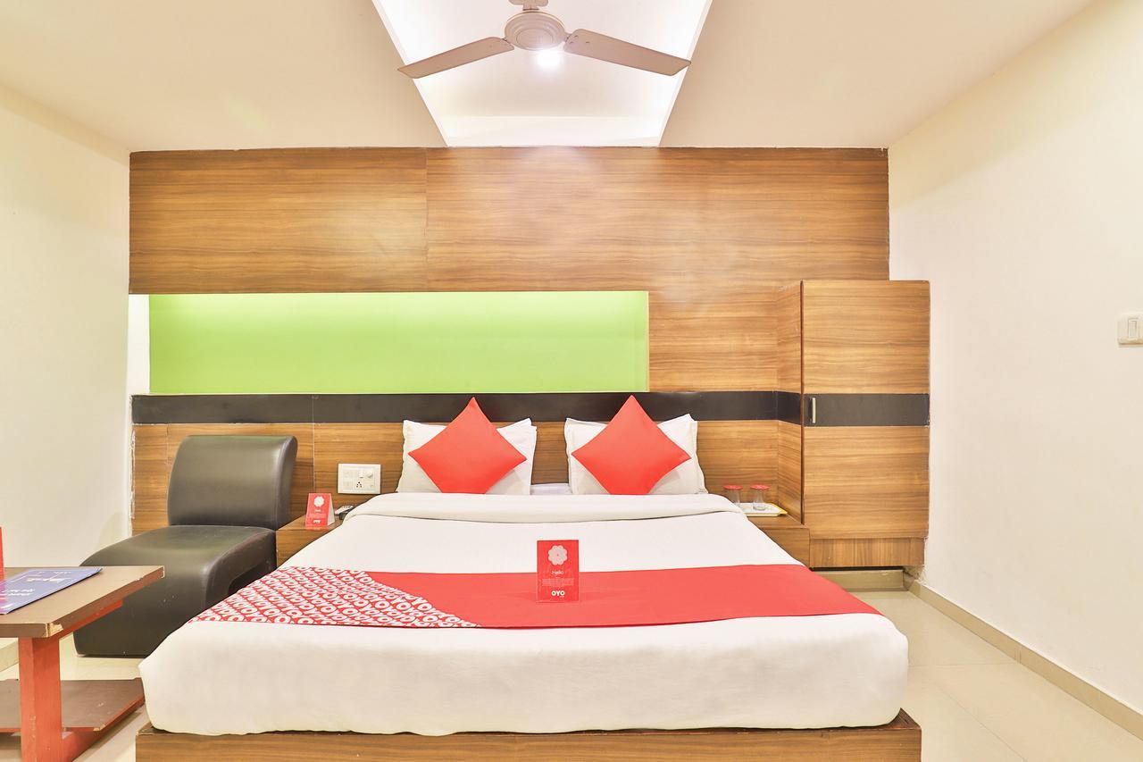 דרמסאלה Oyo 4605 Hotel Aakarsh מראה חיצוני תמונה